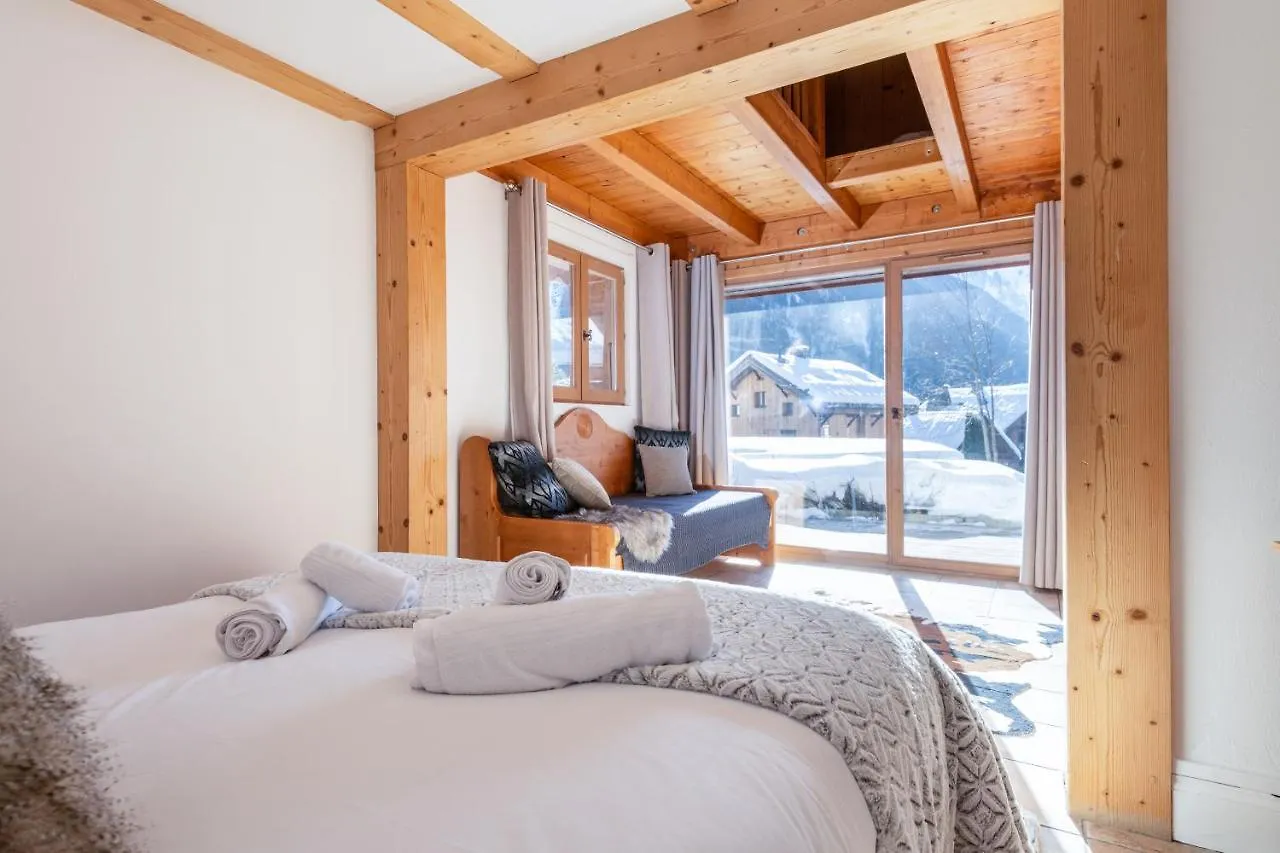 Petit Yeti Chalet Apartment