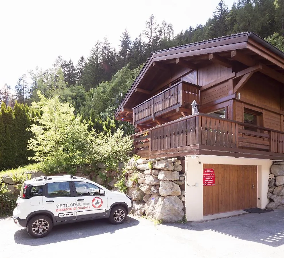 Petit Yeti Chalet