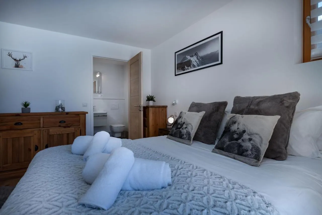 Petit Yeti Chalet Apartment