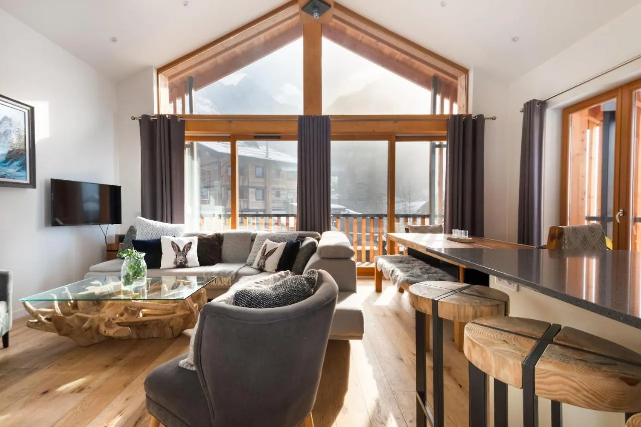 Petit Yeti Chalet France